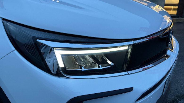 Vauxhall Grandland 1.2 Turbo SE 5dr Petrol Hatchback